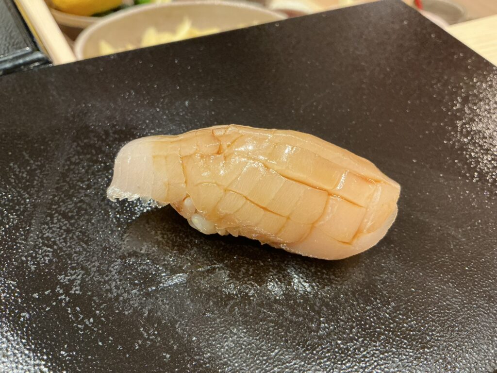 すし良月のサワラ