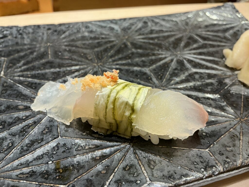 鮨服部のヒラメ