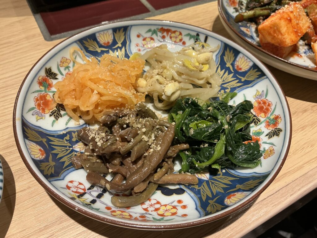 焼肉ここちのナムル