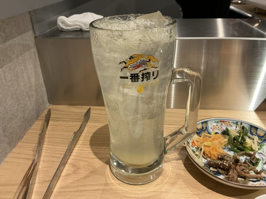 焼肉ここちのレモンサワー