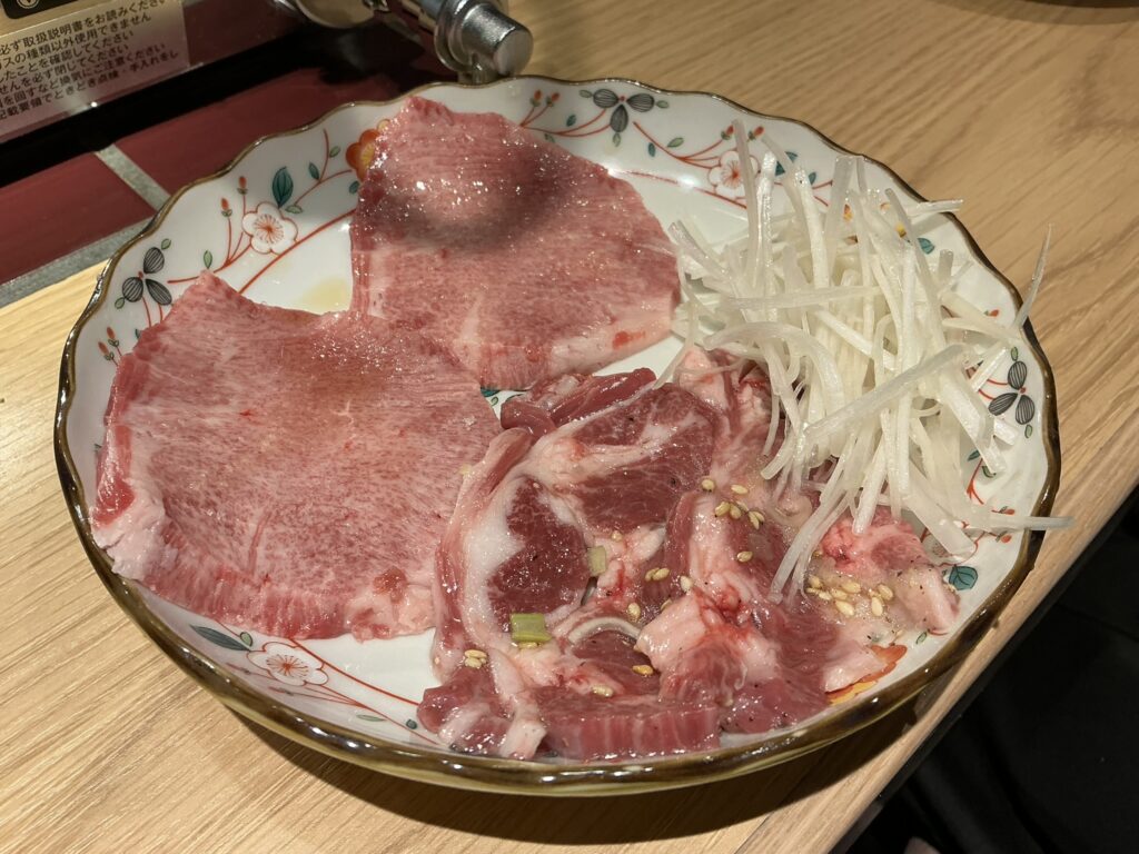 焼肉ここちのタン