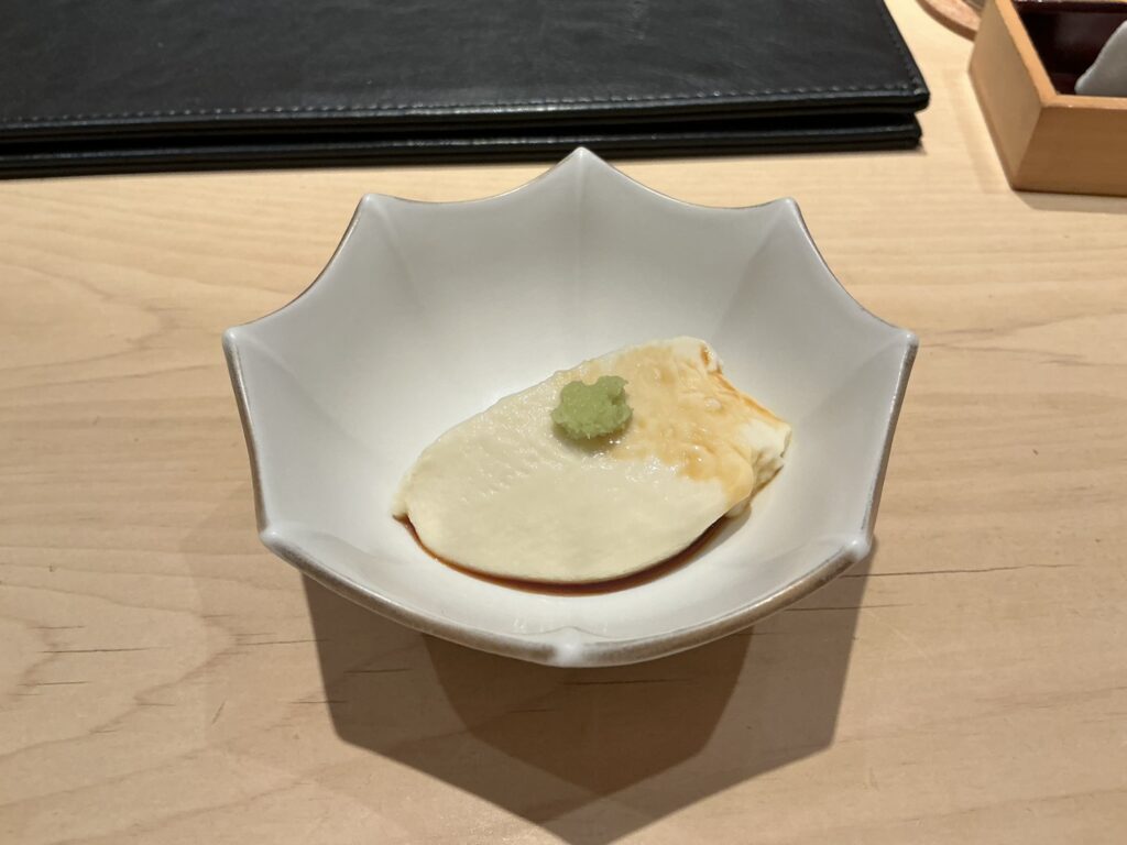 鮨結う紬の峯岡豆腐