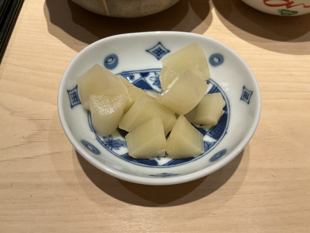 鮨結う紬のガリ