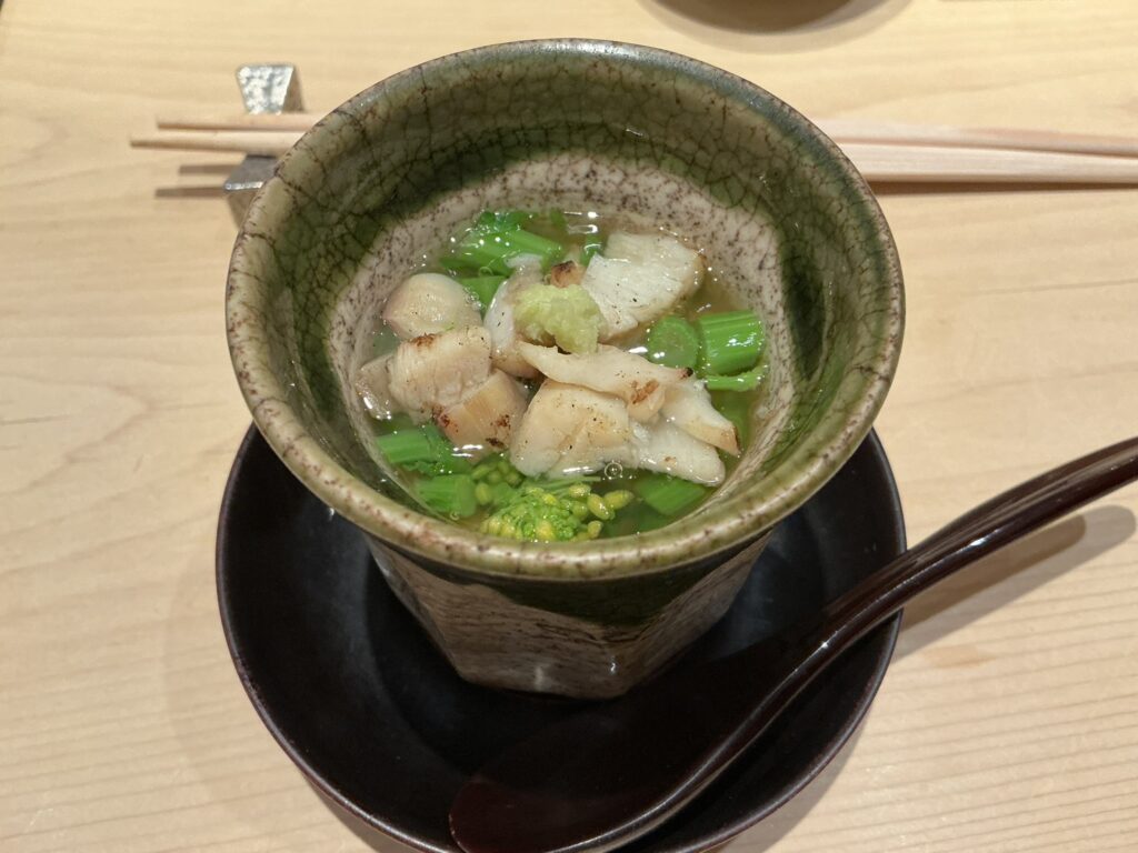 鮨結う紬の茶碗蒸し