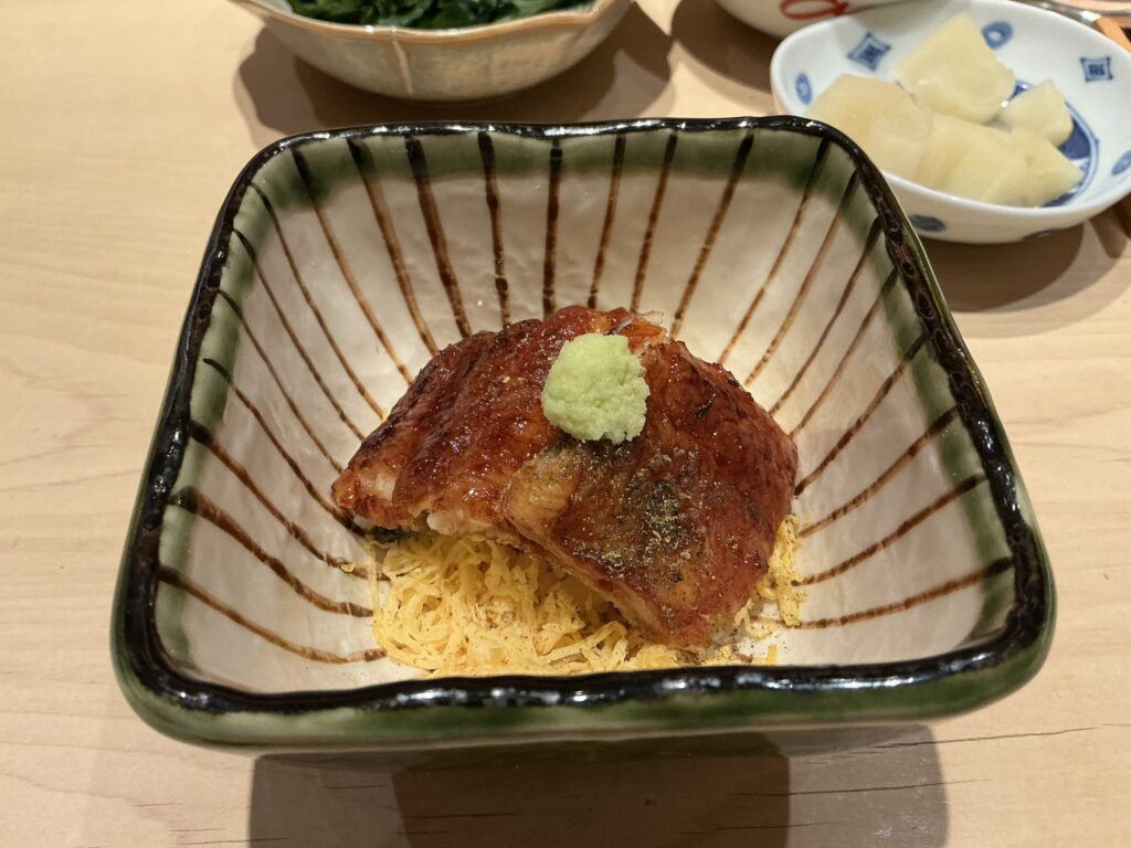 鮨結う紬のウナギ