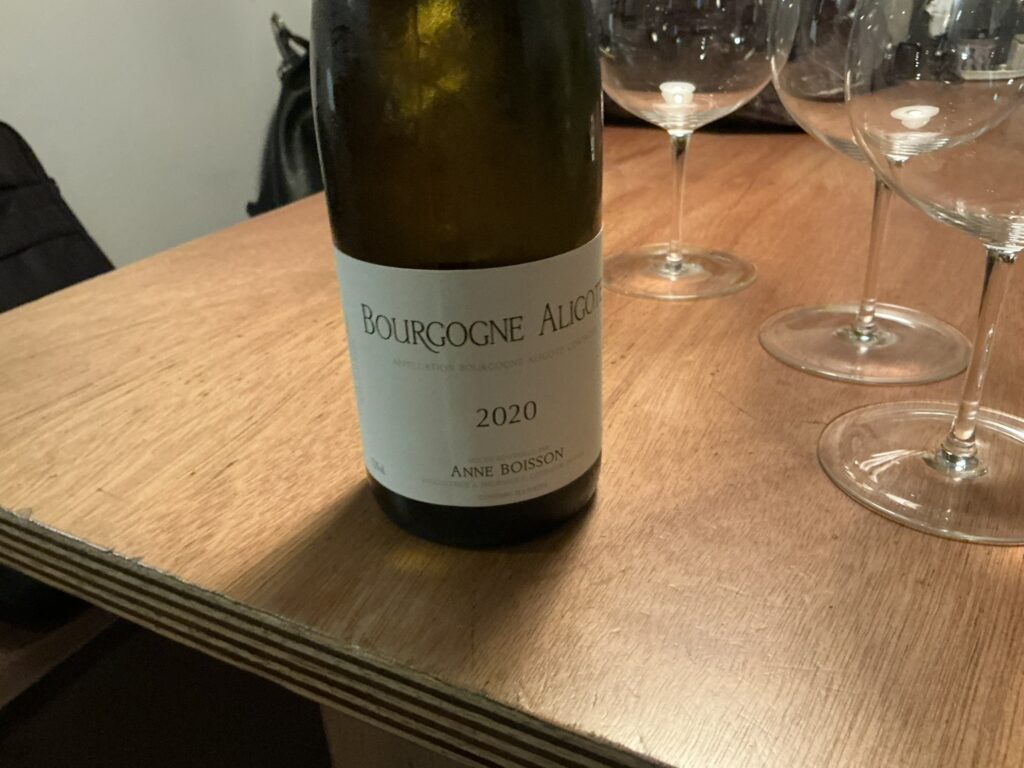 やきとりshiraの白ワイン