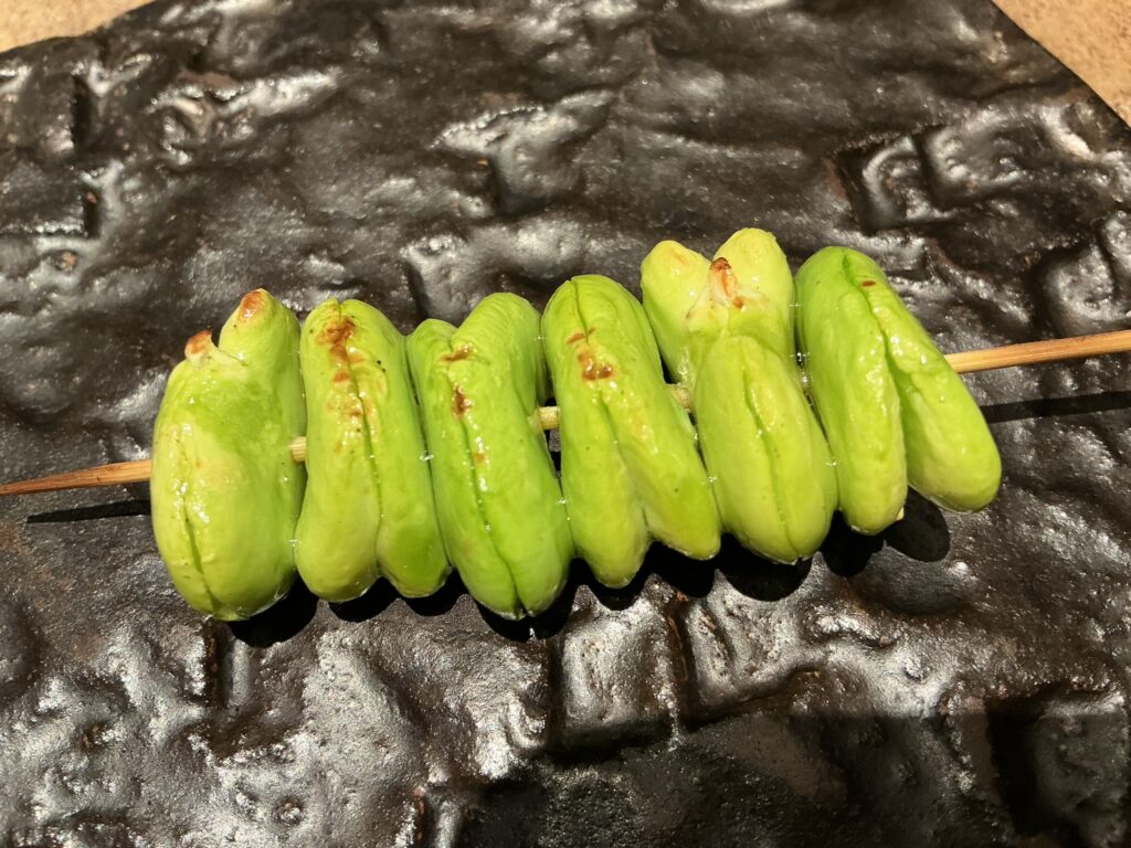 鳥おかのそら豆