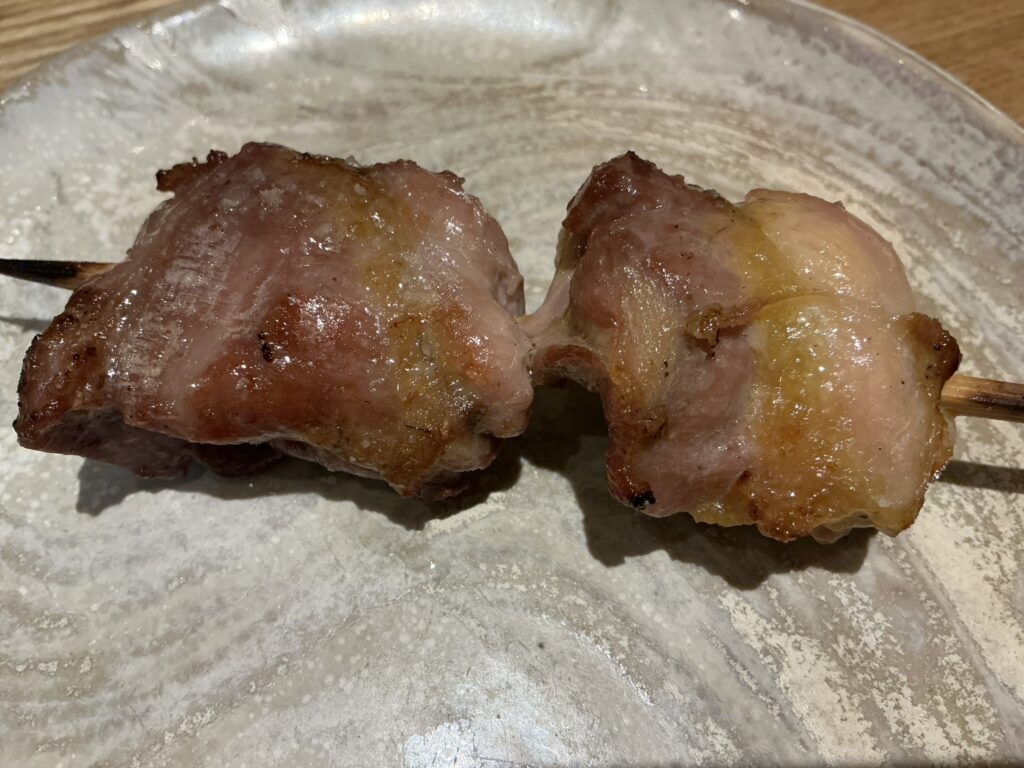 やきとりshiraのモモ肉