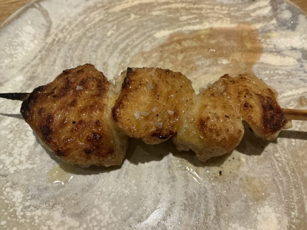 やきとりshiraのボンジリ