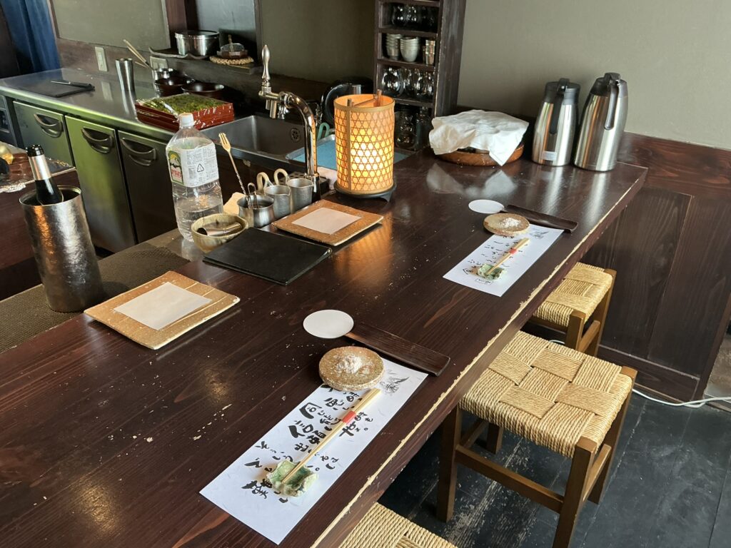たでの葉の店内