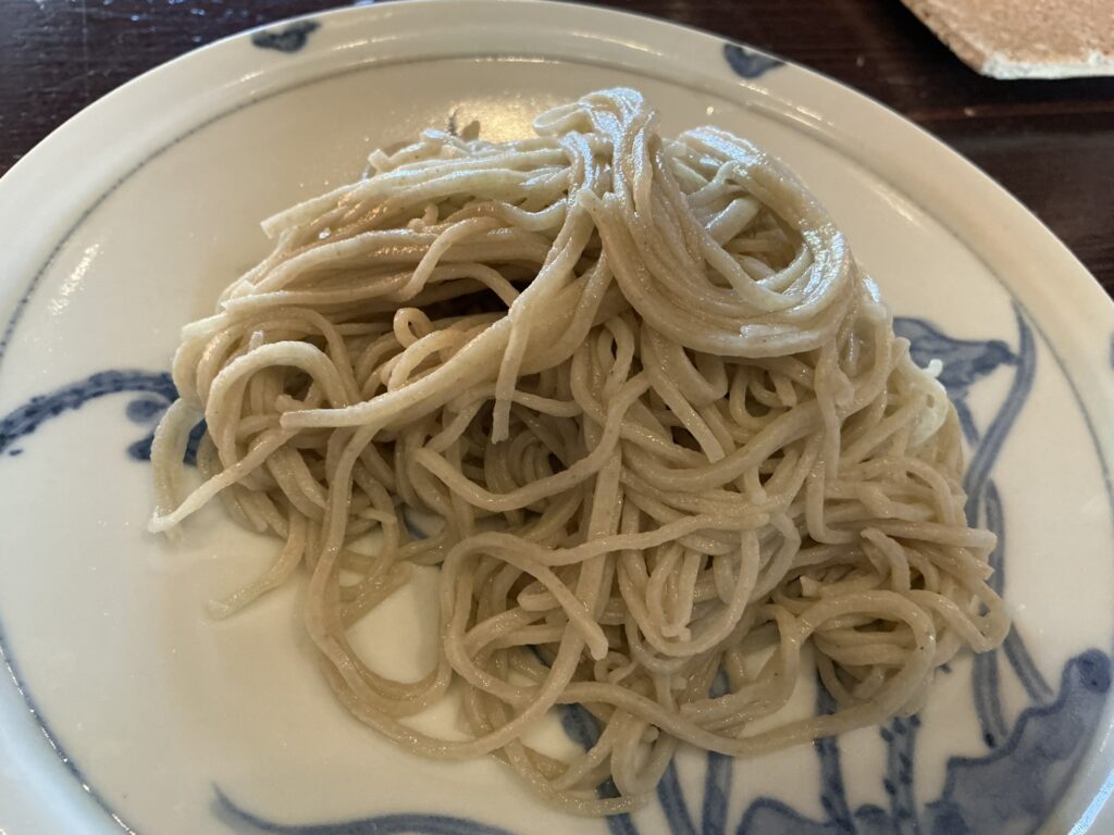 たでの葉の手打ち蕎麦