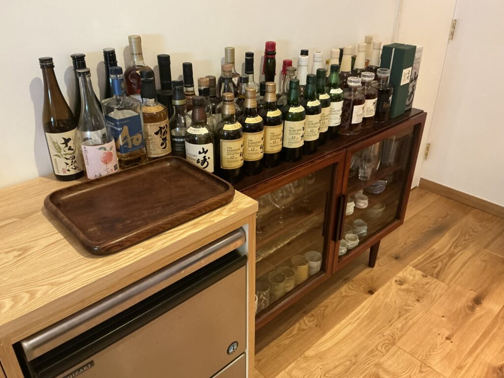 にゅーすてっぷの店内