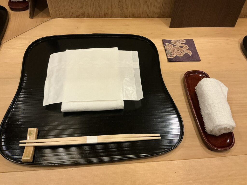 赤坂 詠月のカウンターセット