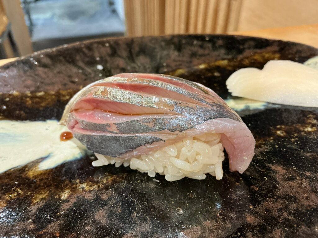 鮨美幸のアジ