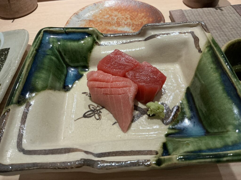 酒亭湯澤のマグロ