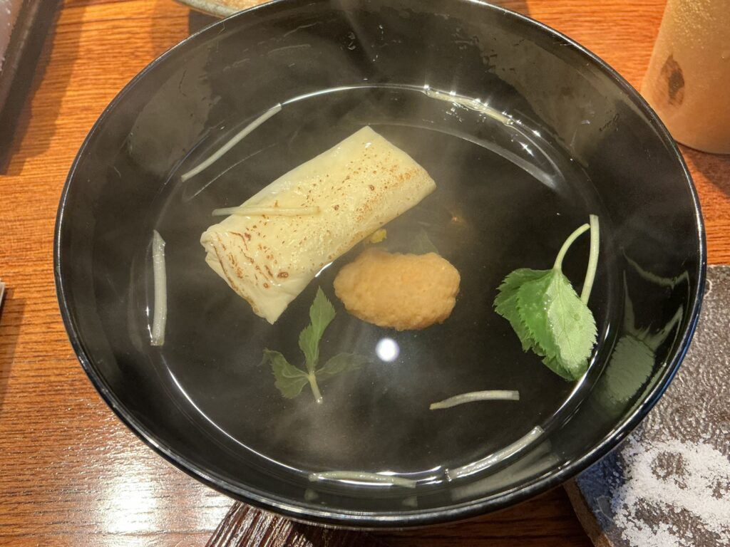 みかわ 是山居のお吸い物
