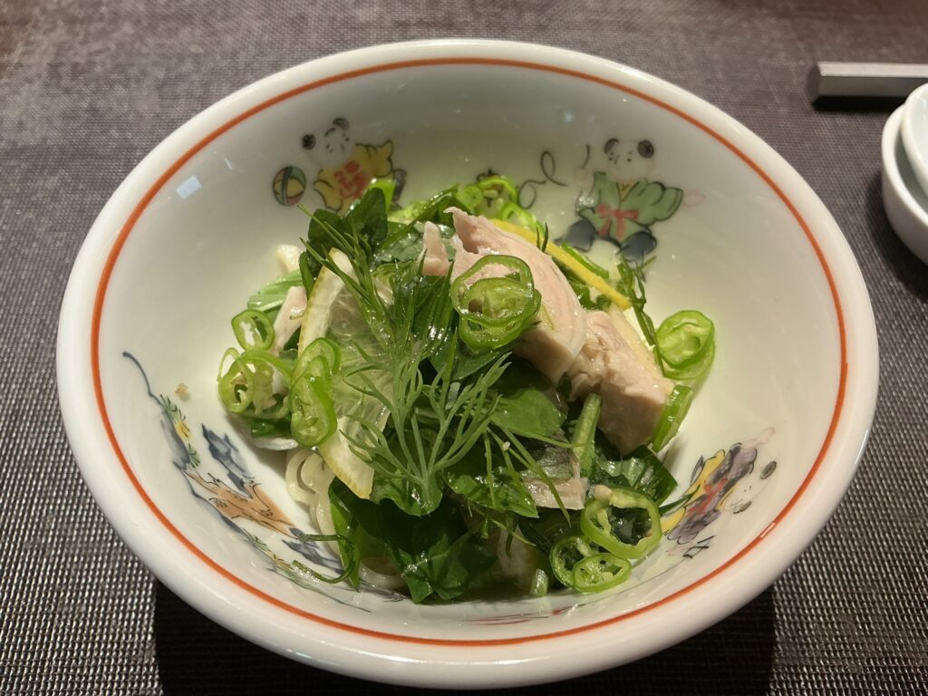 Ji-Cubeの鶏肉の冷やしそば