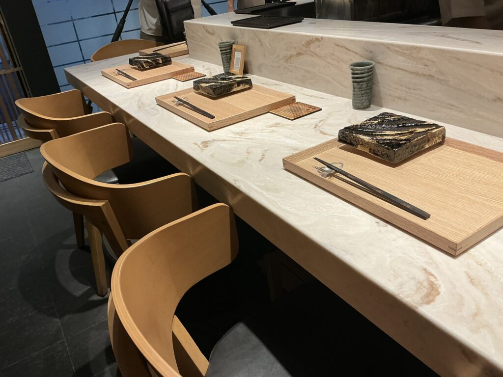 焼鳥にしきの店内