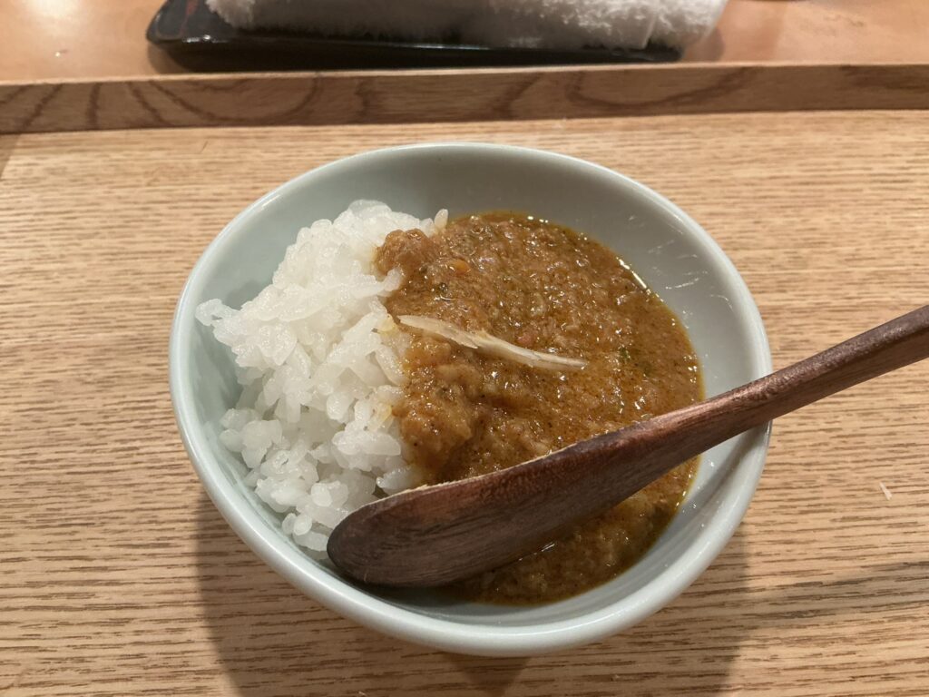 とりアロマのカレー