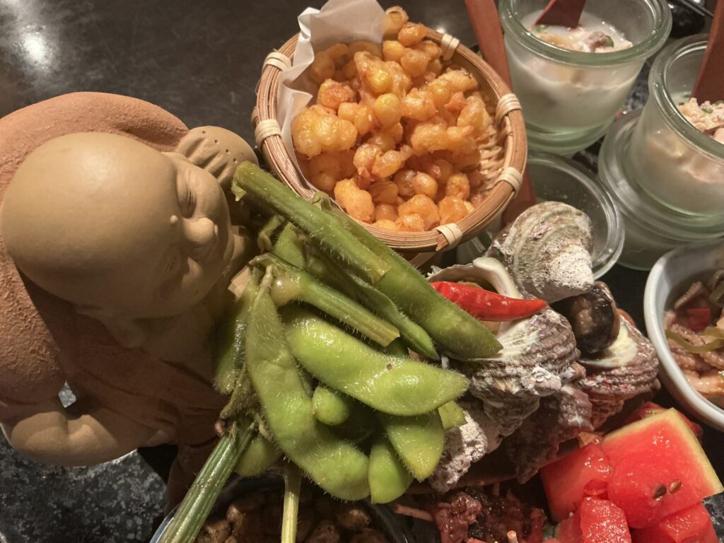 黒猫夜の春の前菜盛り合わせ