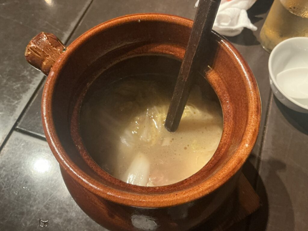 黒猫夜の大山鶏の薬膳スープ