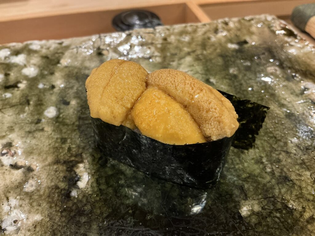 鮨桂太のムラサキウニ