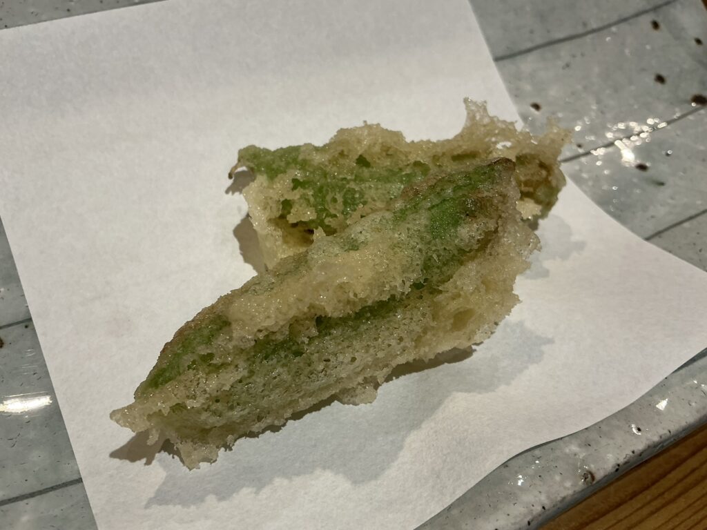 天ぷら浅沼のスナップエンドウ