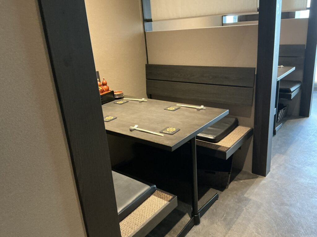 麻布十番そばごやの店内