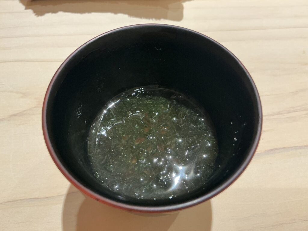 すし処優勝の赤出汁