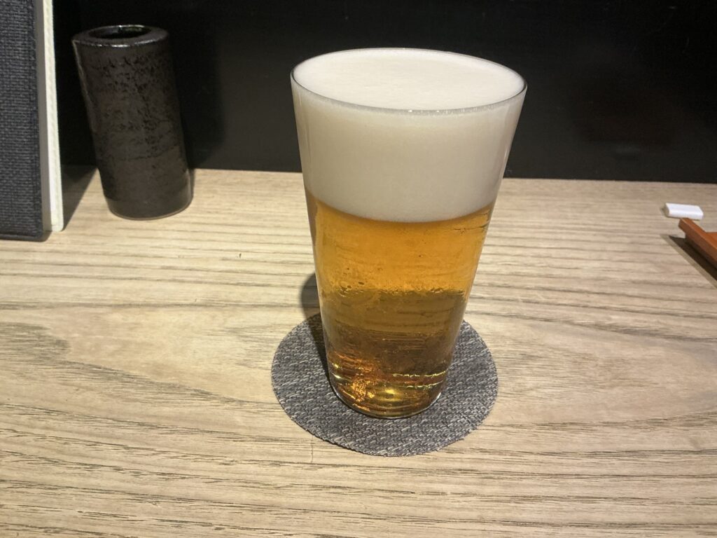 とり卓忠のビール