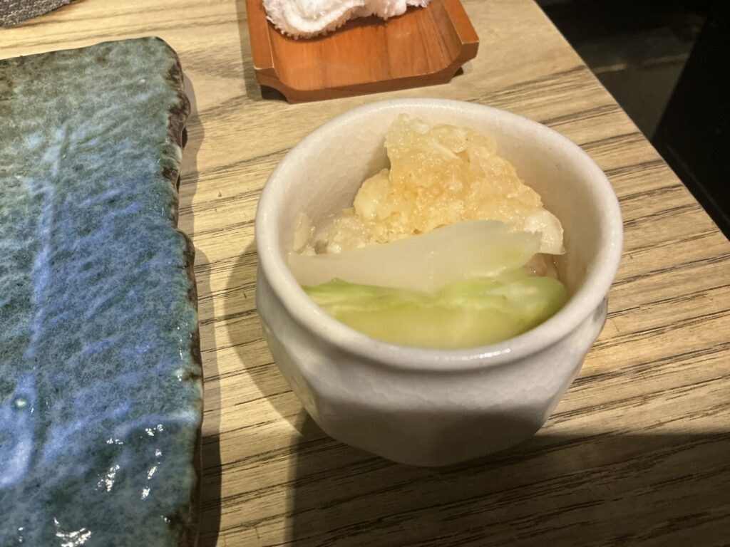 とり卓忠のダイコンの鬼おろしとザーサイ