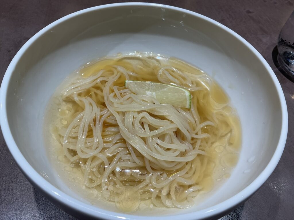 がぶう原宿店のラーメン