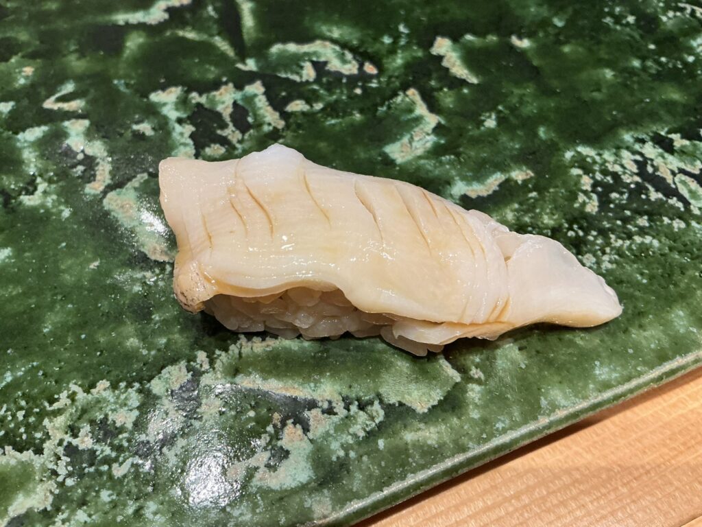 鮨に出汁わるつのツブガイ
