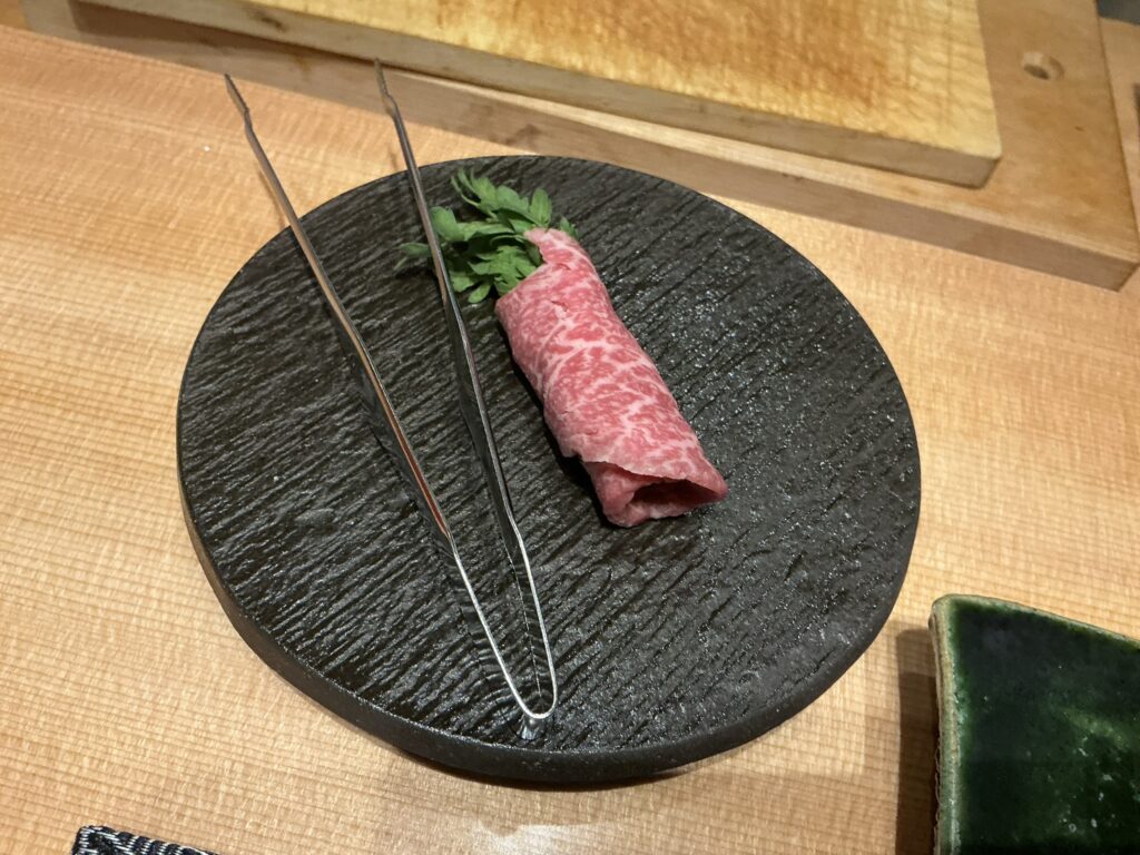 鮨に出汁わるつのヒレ肉
