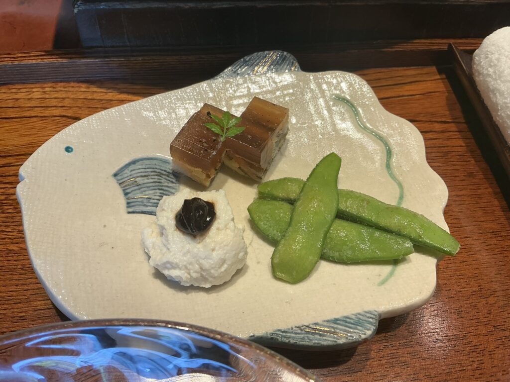 みかわ是山居のお通し