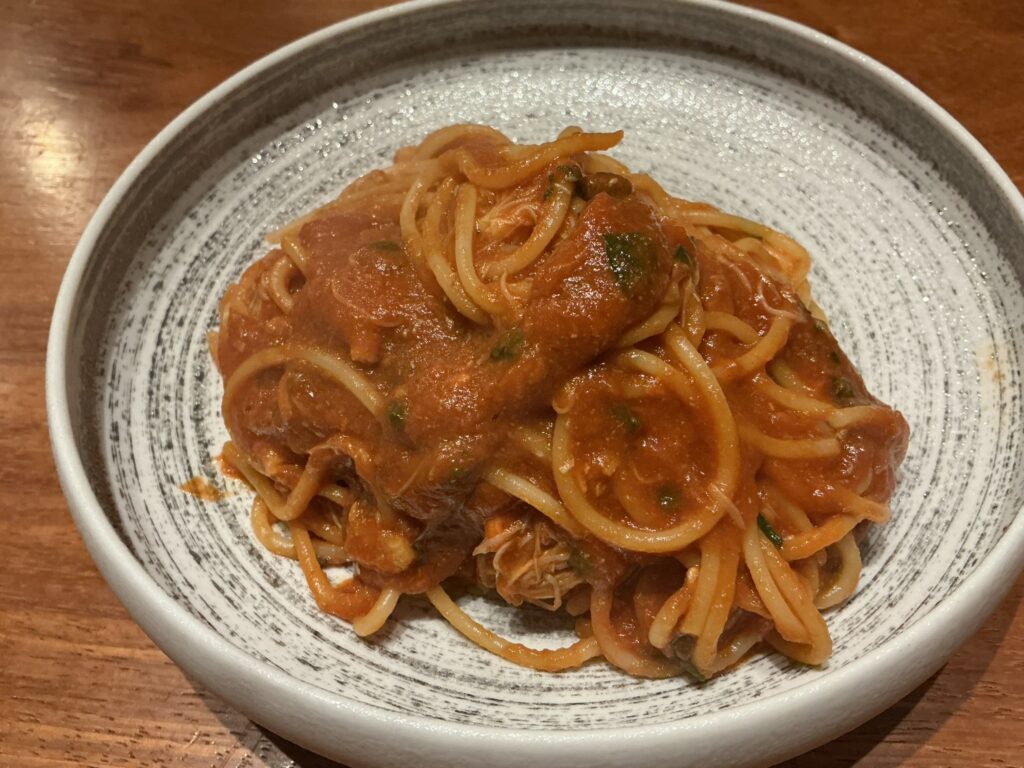 ルオーゴの兵庫　蟹　アラビアータ