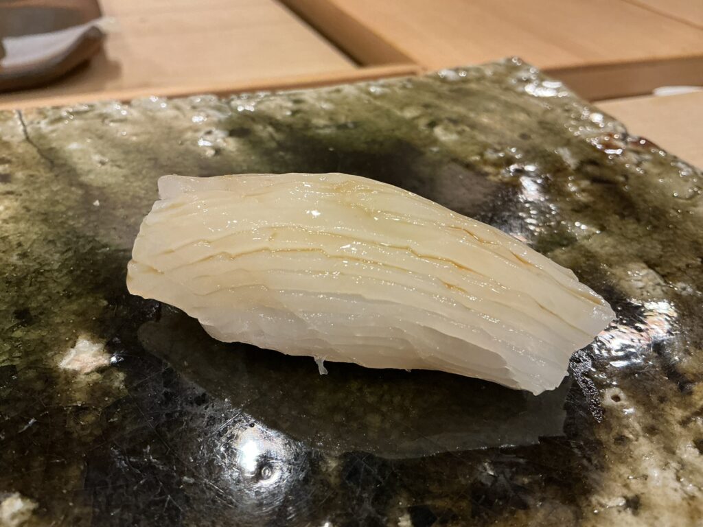 鮨桂太のダルマイカ
