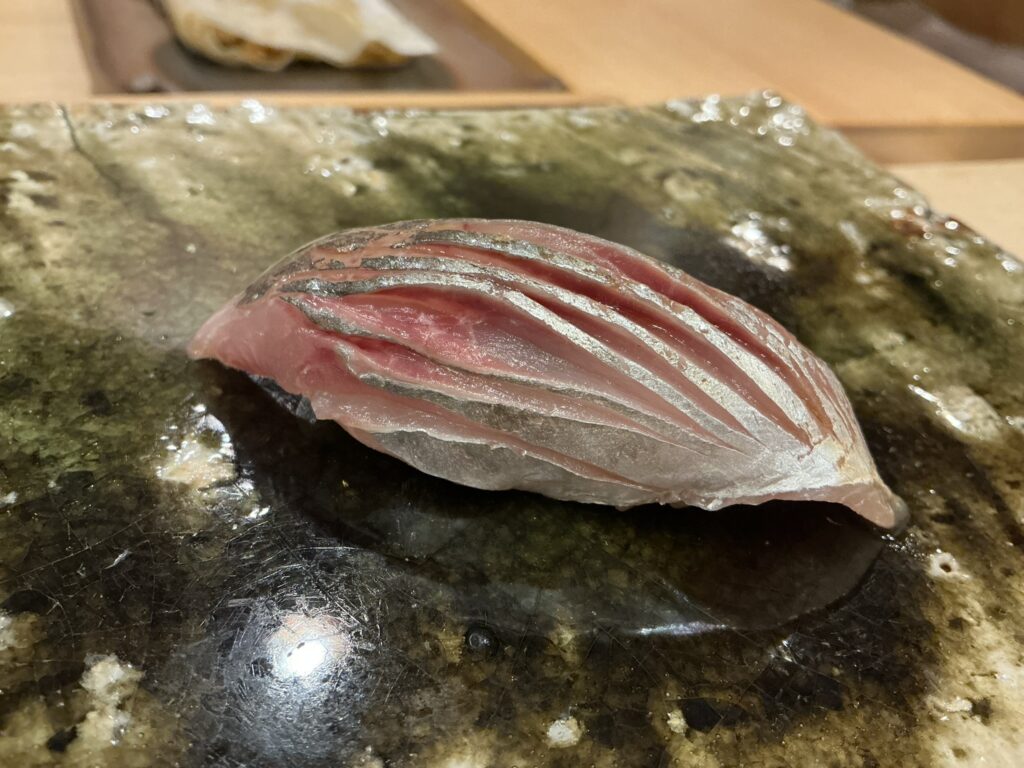 鮨桂太のアジ