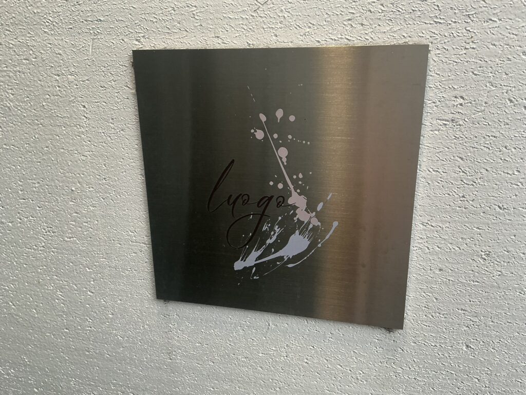 ルオーゴの看板