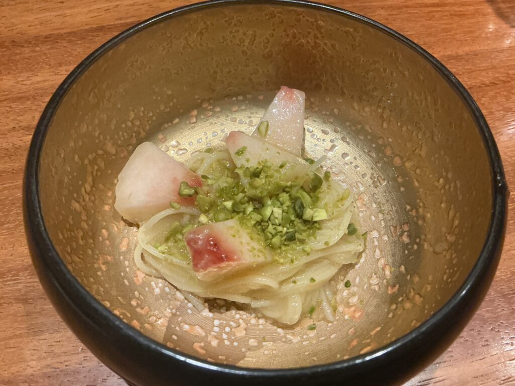 ルオーゴの山梨 桃 冷静フェデリーニ ピスタチオ