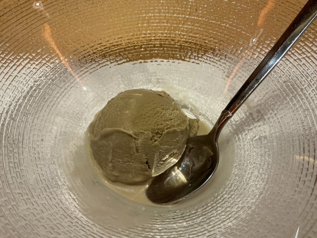 OKARIYAのほうじ茶のアイスクリーム