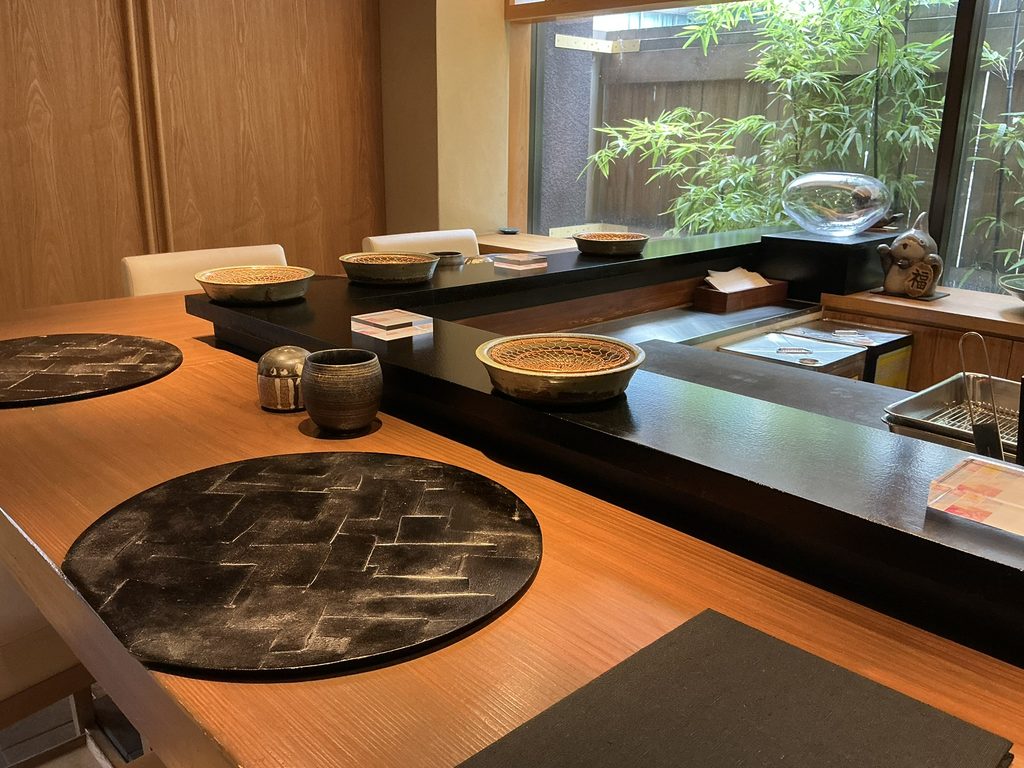 天々蕎々うめ庵の店内