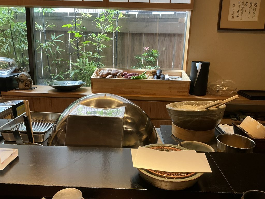 天々蕎々うめ庵の店内