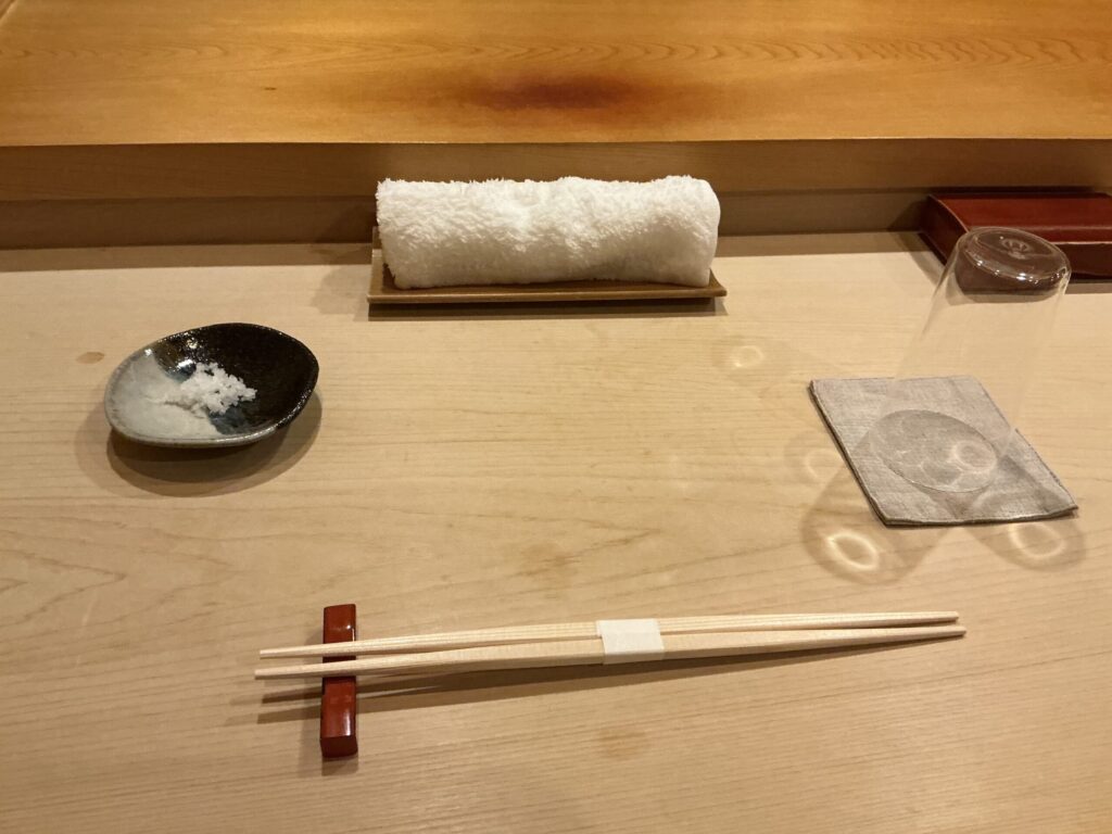 鮨はま田のカウンターセット