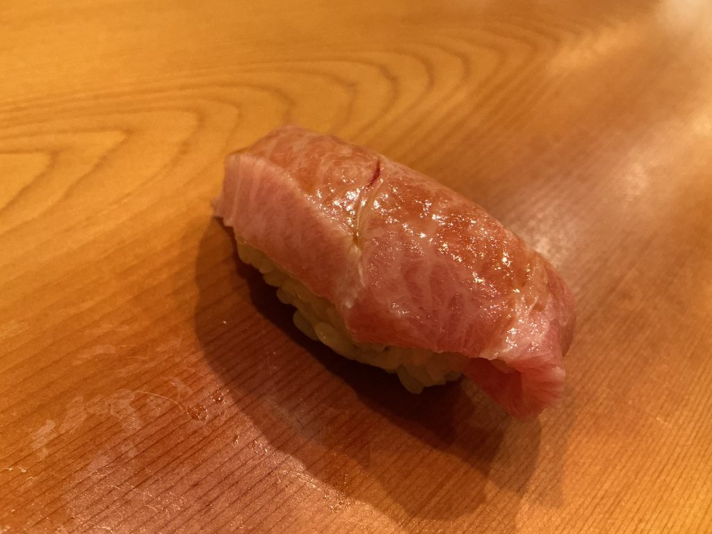 鮨はま田の中トロ
