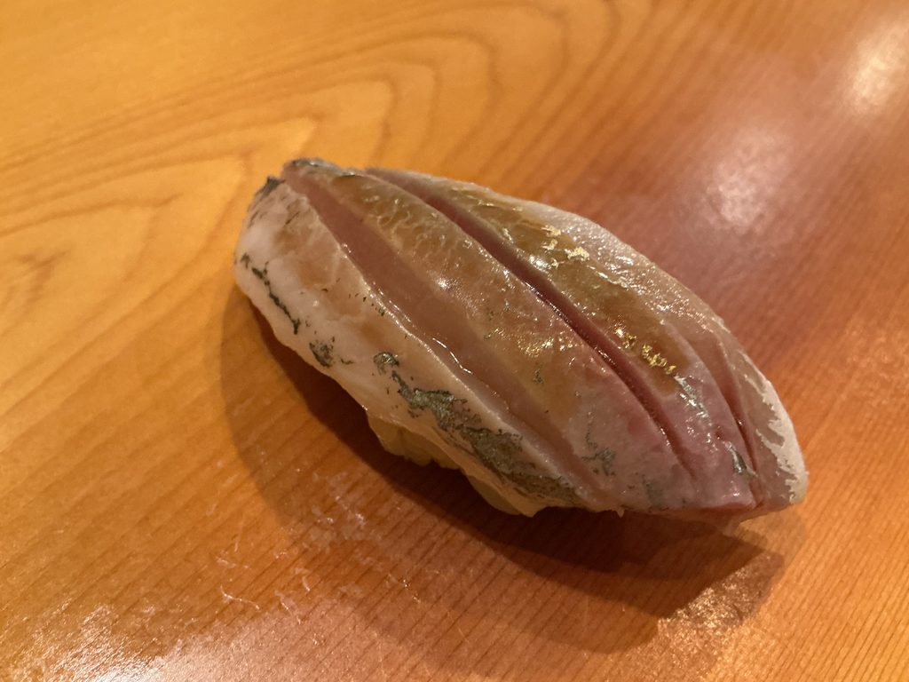 鮨はま田のアジ