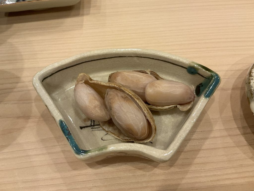 鮨桂太の落花生