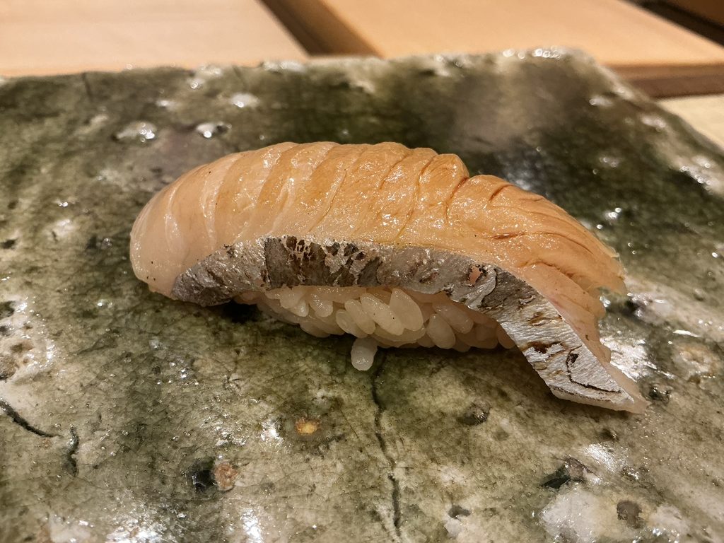 鮨桂太のサワラ