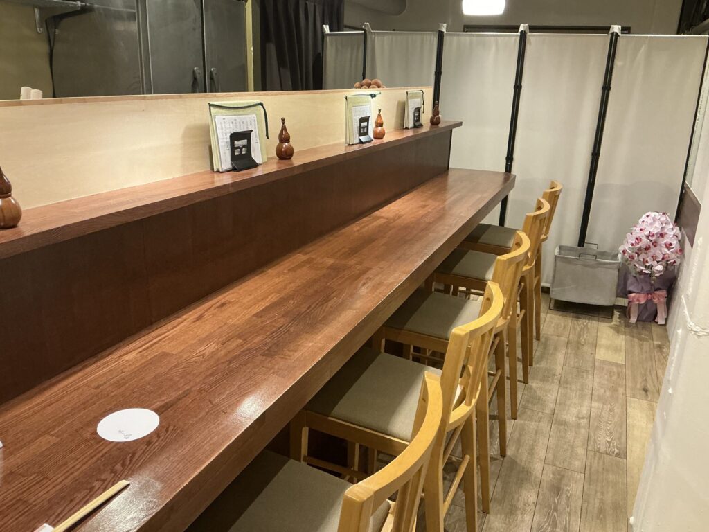 手打ち蕎麦 茶とらの店内