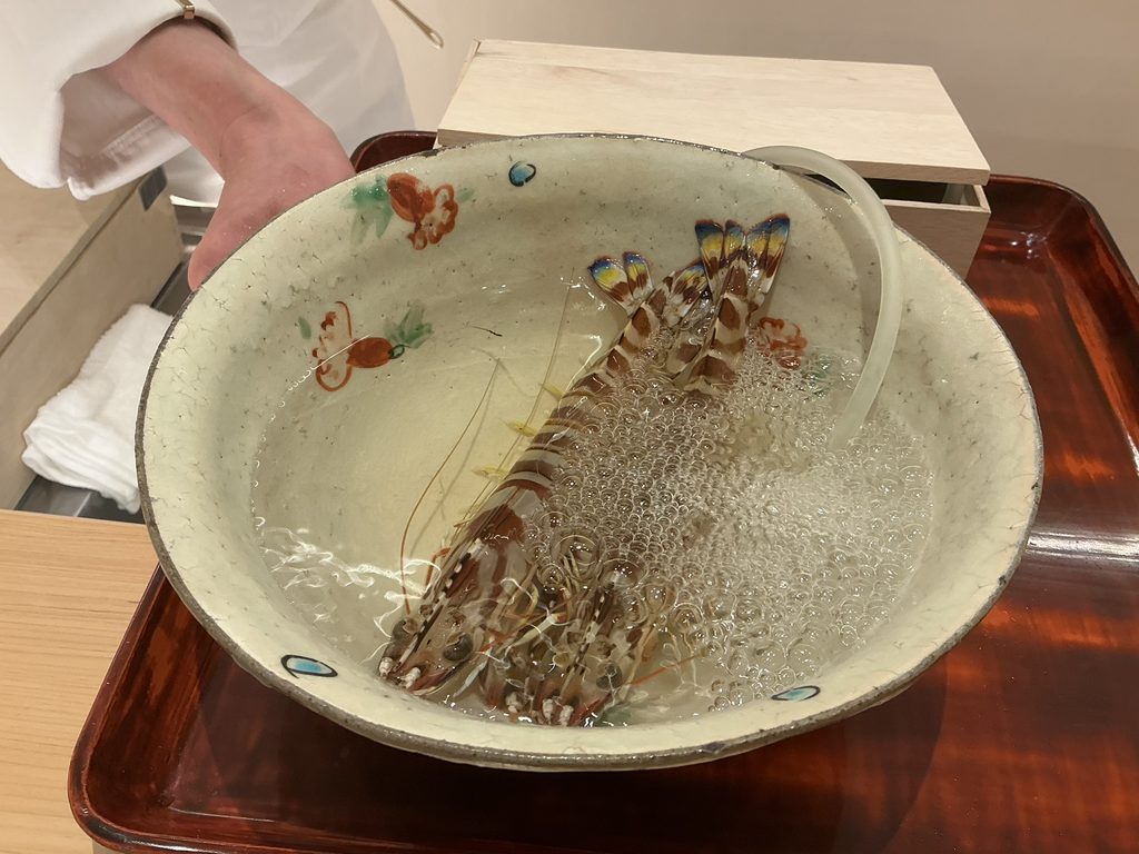 鮨あきのクルマエビ
